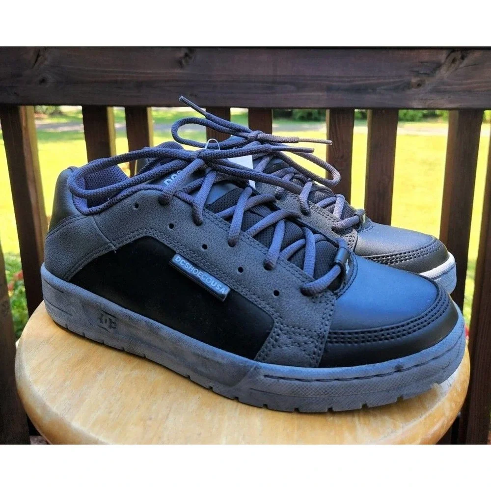 DC | Shoes | Vintage Dc Shoes Mens Size Axel Skate Fat  display picture 2